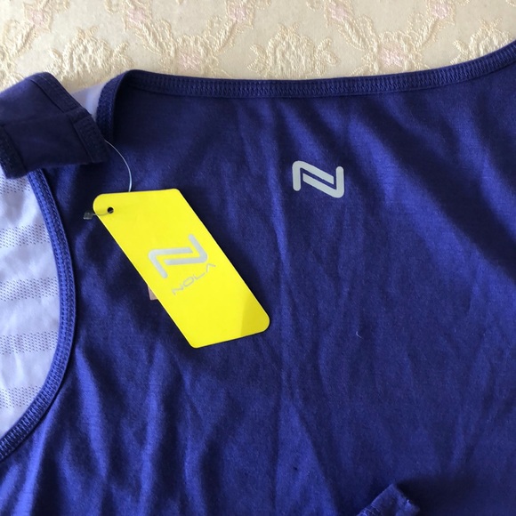 Nola Dual Layer Tank top - Picture 4 of 5